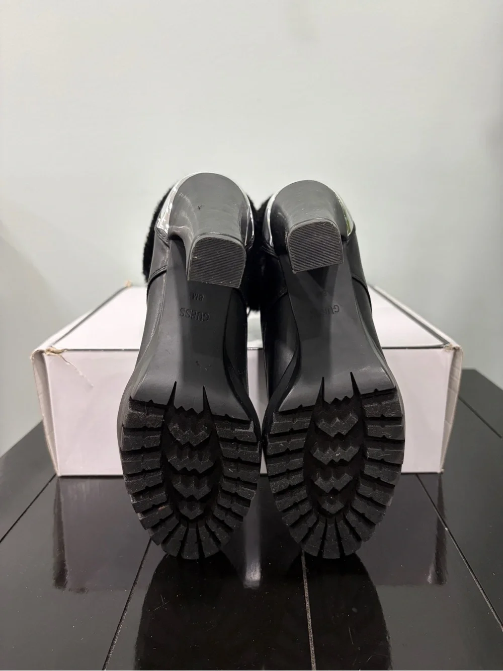 Guess ankle boots